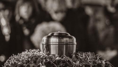Panoramic,Photo,Of,Metal,Urn,With,Ashes,Of,Dead,Person